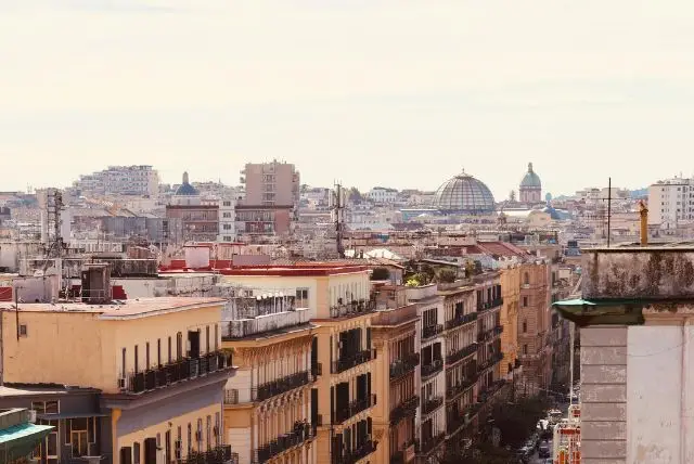 נאפולי בית כנסת - כל מה שחשוב לדעת למטייל הישראלי