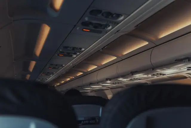 נאפולי זמן טיסה מישראל