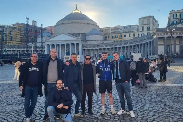 איך מגיעים לאצטדיון של נאפולי ואיך חוזרים ממנו למלון? credit to getyourguide.com