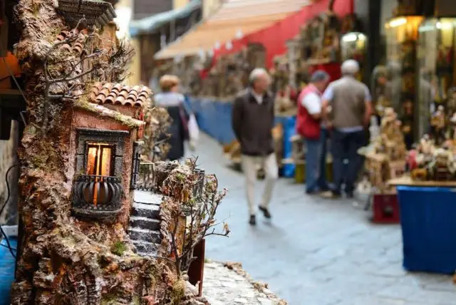 נאפולי טיול יום אחד מרומא - מדריך איך לתכנן, איך להגיע ולחזור ומה לראות credit to getyourguide.com