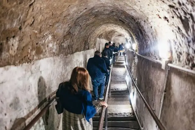 נאפולי התת קרקעית כל מה שחשוב לדעת credit to getyourguide.com