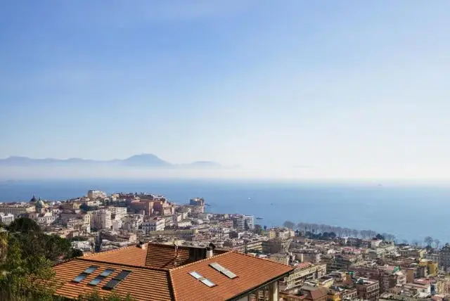 סיור פנורמי בנאפולי כולל רכבל פוניקולר credit to getyourguide.com