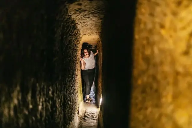 סיור ברובע הספרדי של נאפולי כולל בתחתית credit to getyourguide.com