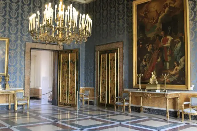 מה יש לעשות באזור נאפולי? 5 יעדים שאסור לפספס