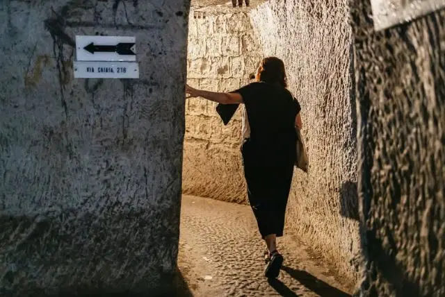סיור ברובע הספרדי של נאפולי כולל בתחתית credit to getyourguide.com