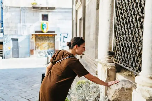 סיור ברובע העתיק של נאפולי credit to getyourguide.com