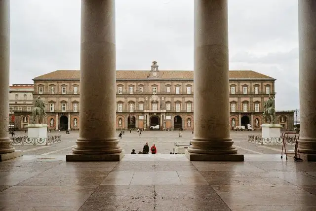 כרטיסים לארמון של נאפולי - Royal Palace