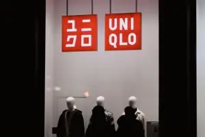 נאפולי יוניקלו - חנות רשת יוניקלו בנאפולי