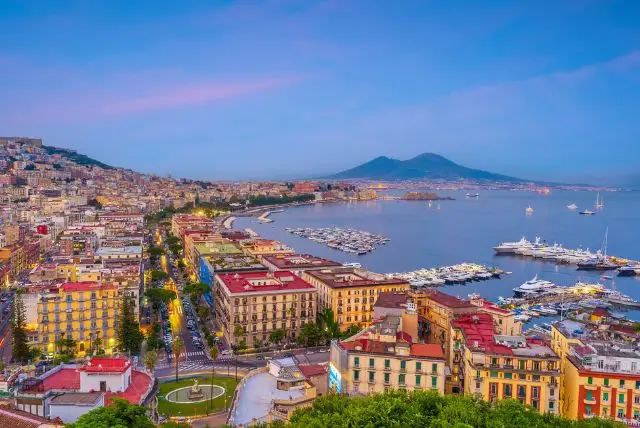 אזור הרובע ההיסטורי של נאפולי