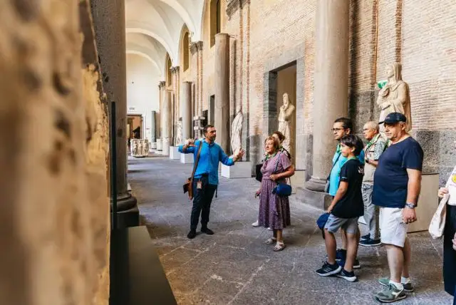 כרטיסים וסיורים במוזיאון הארכיאולוגיה של נאפולי credit to getyourguide.com