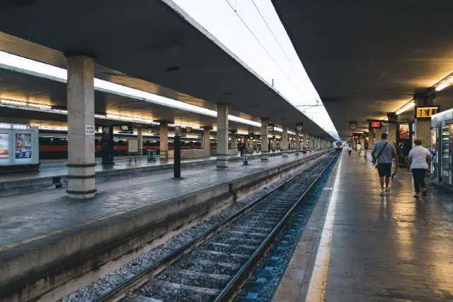 רכבת מפירנצה לנאפולי - מדריך למטייל העצמאי על הרכבת המהירה Italo